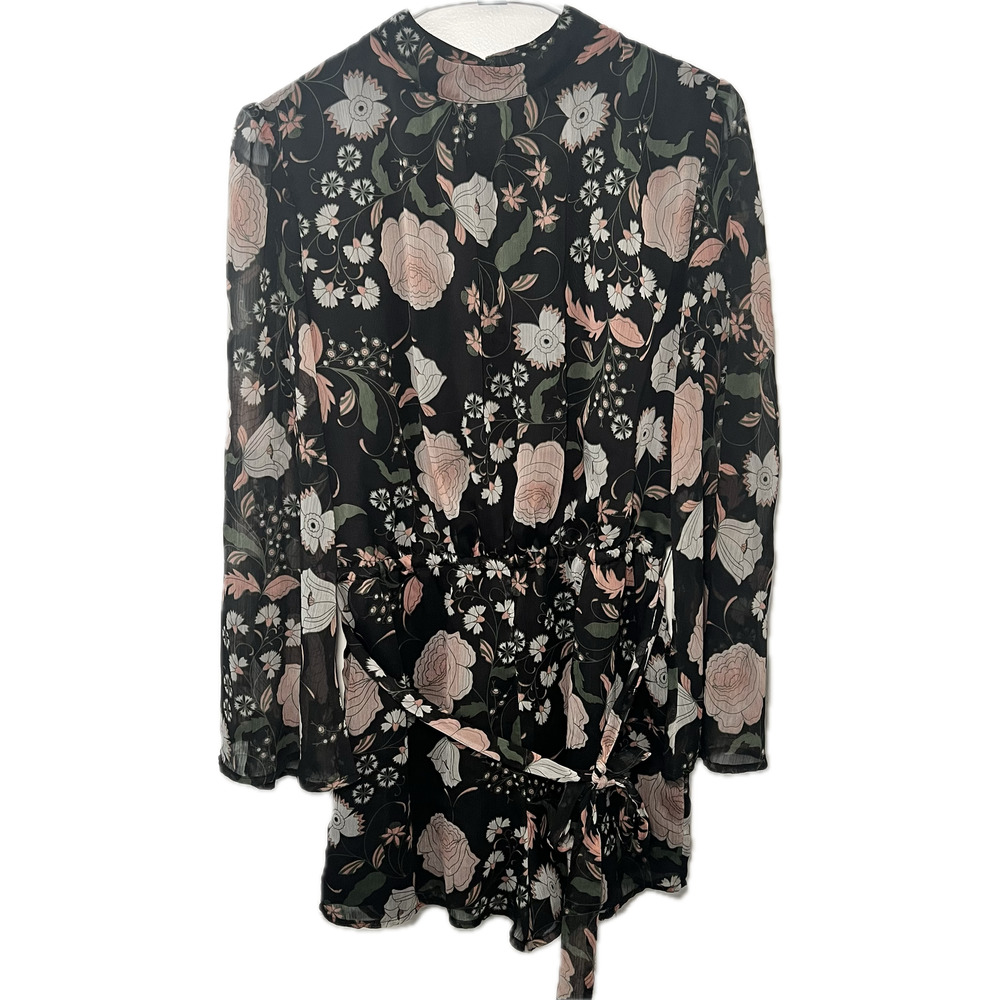 Women's BB Dakota Flower Romper Size S